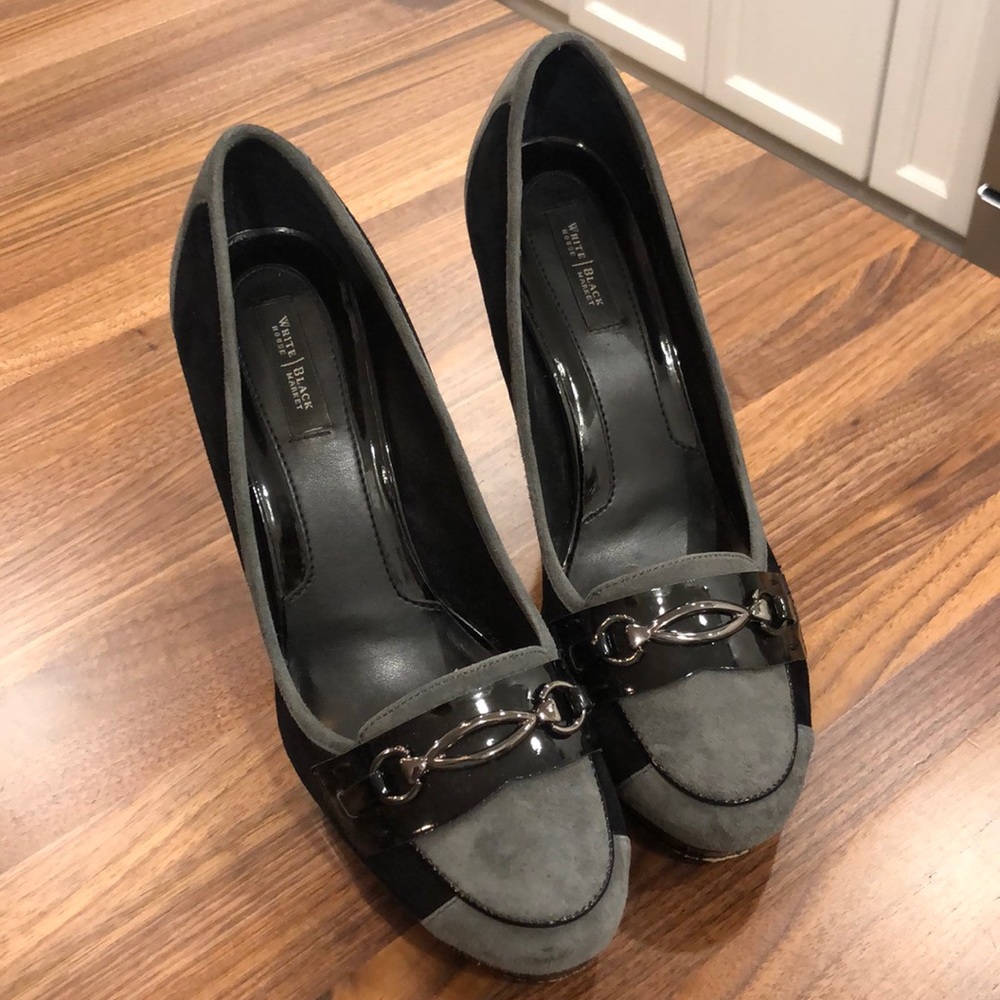 White House Black Market black patten/grey